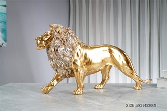 Lion Walking | GSC Imports